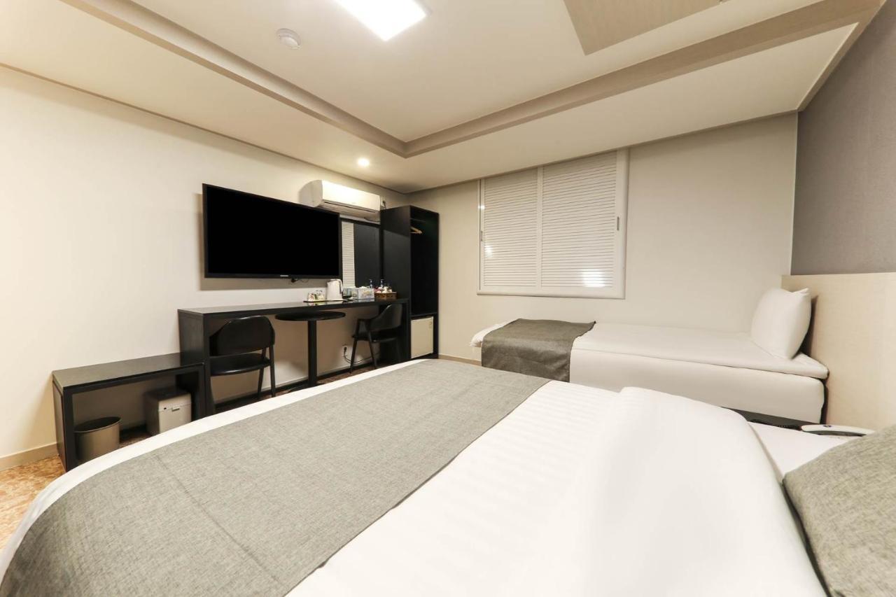 Major Hotel Jeju Exterior photo